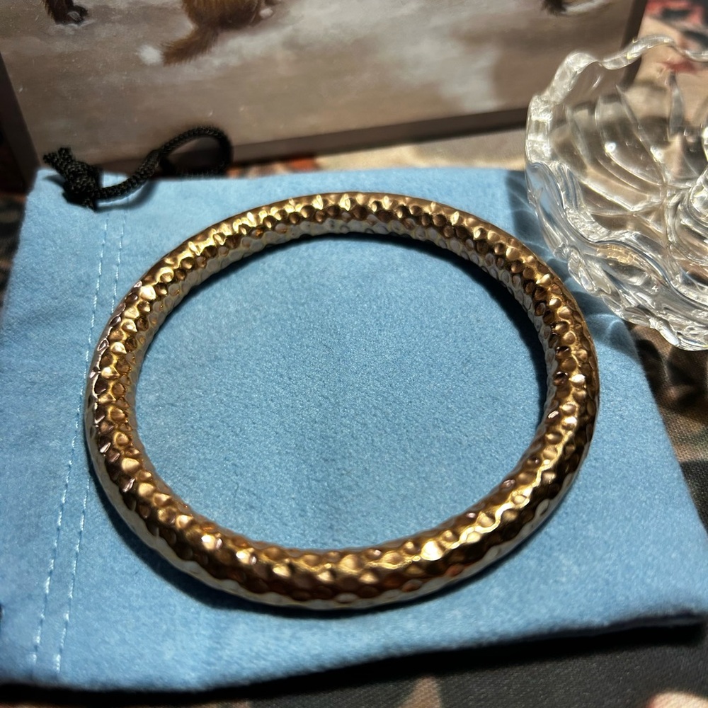 Minimalist Gold-Tone Hollow Bangle Bracelet ✨